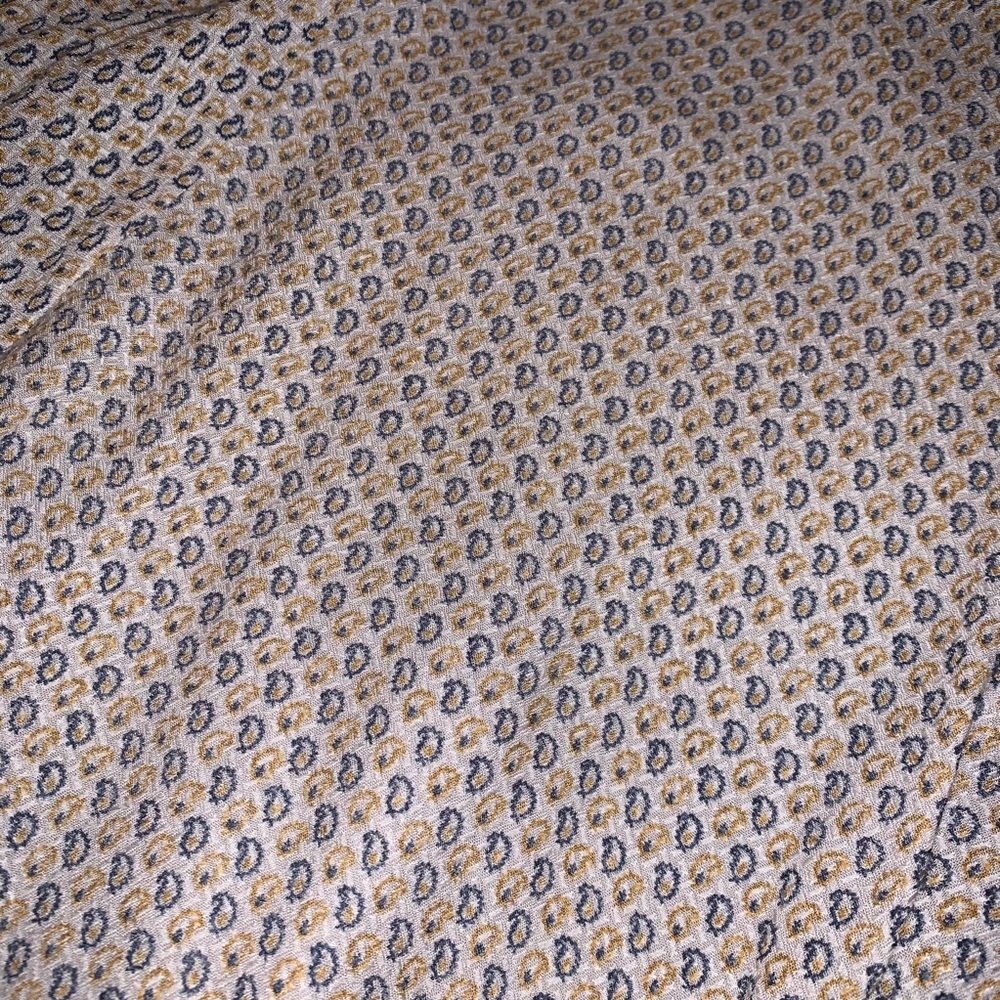 Zara blouse - Picture 3 of 5